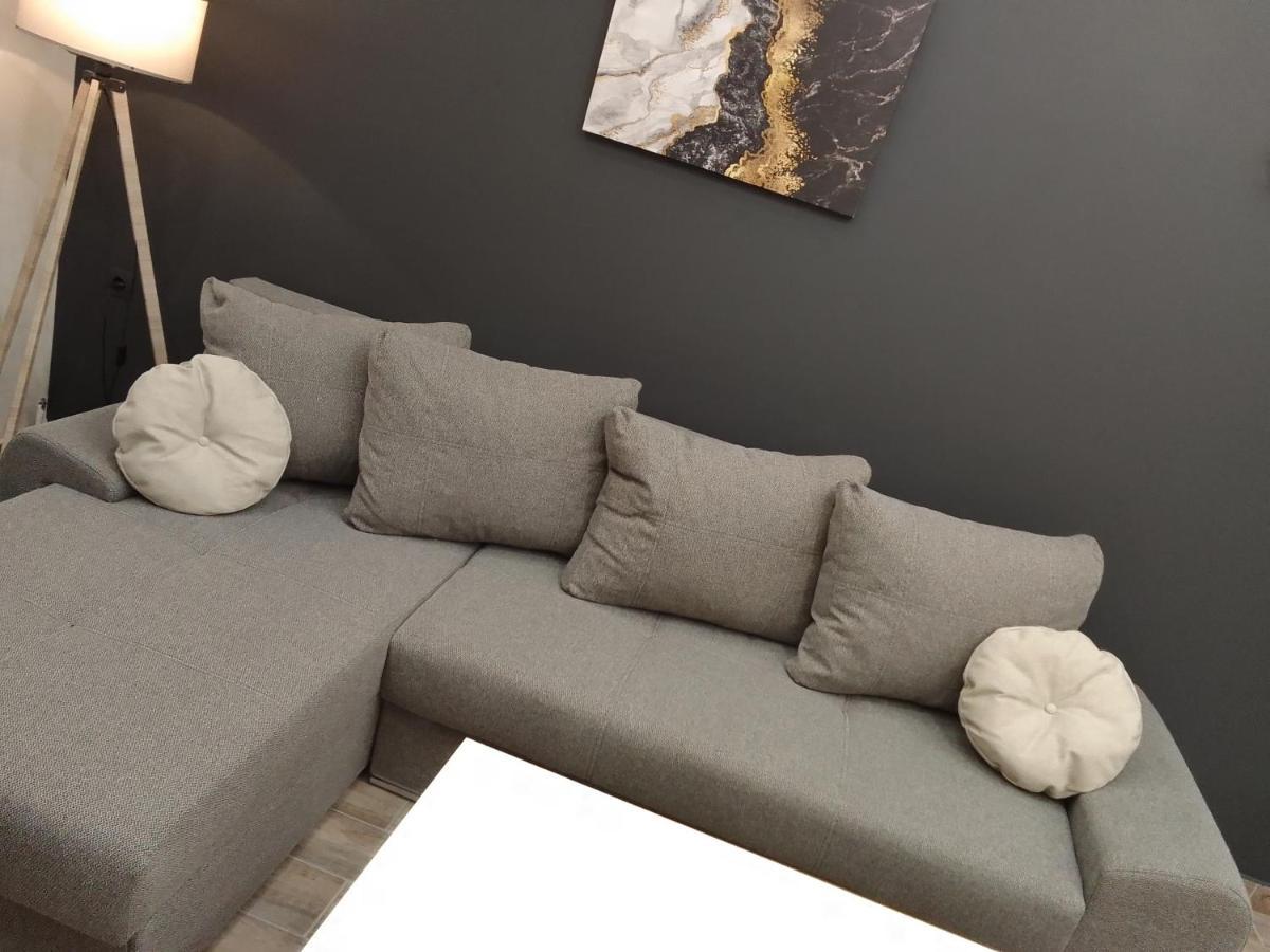 Lusso Apartment - City Center Weria Zewnętrze zdjęcie